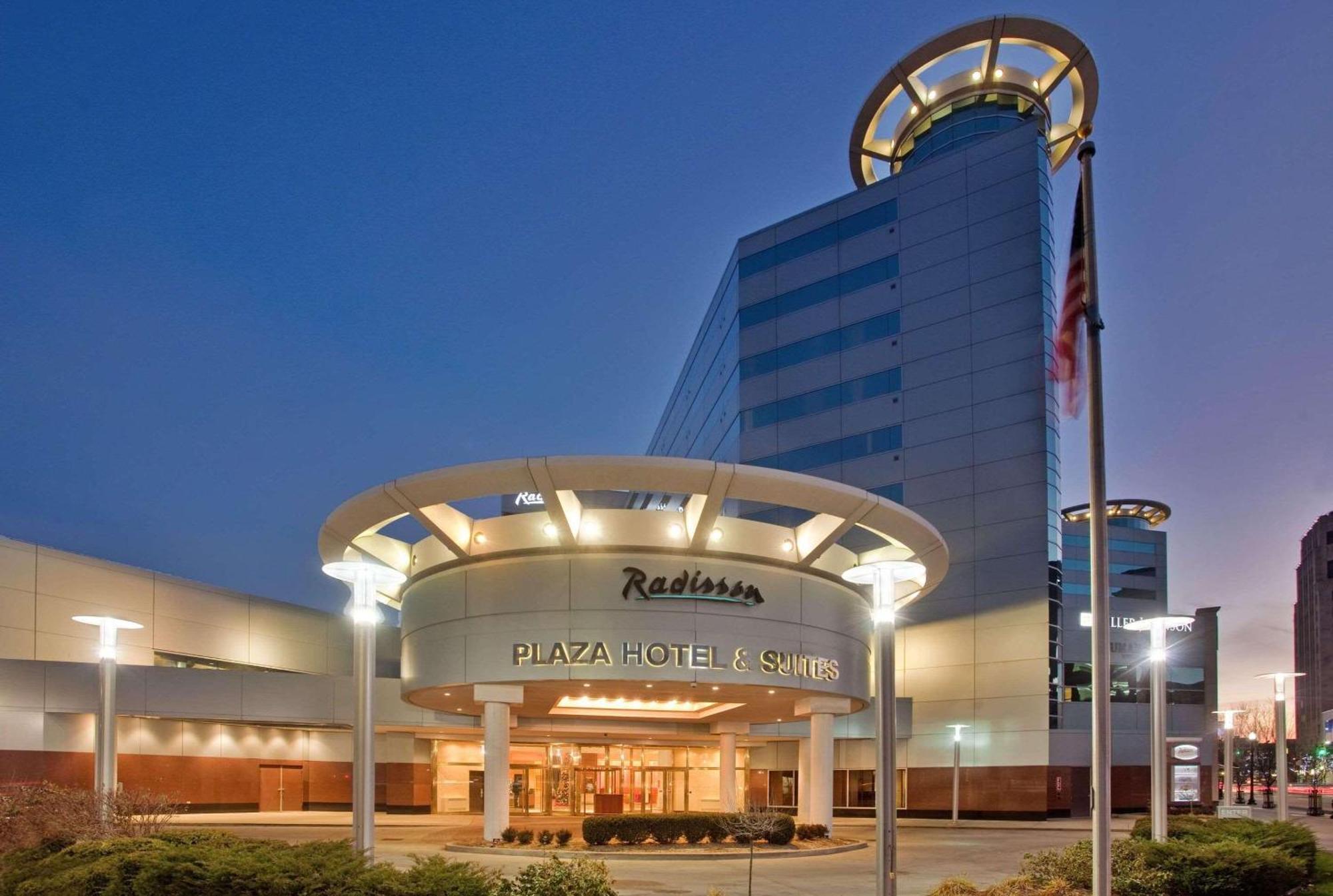 Radisson Plaza Hotel And Suites Kalamazoo Exterior foto