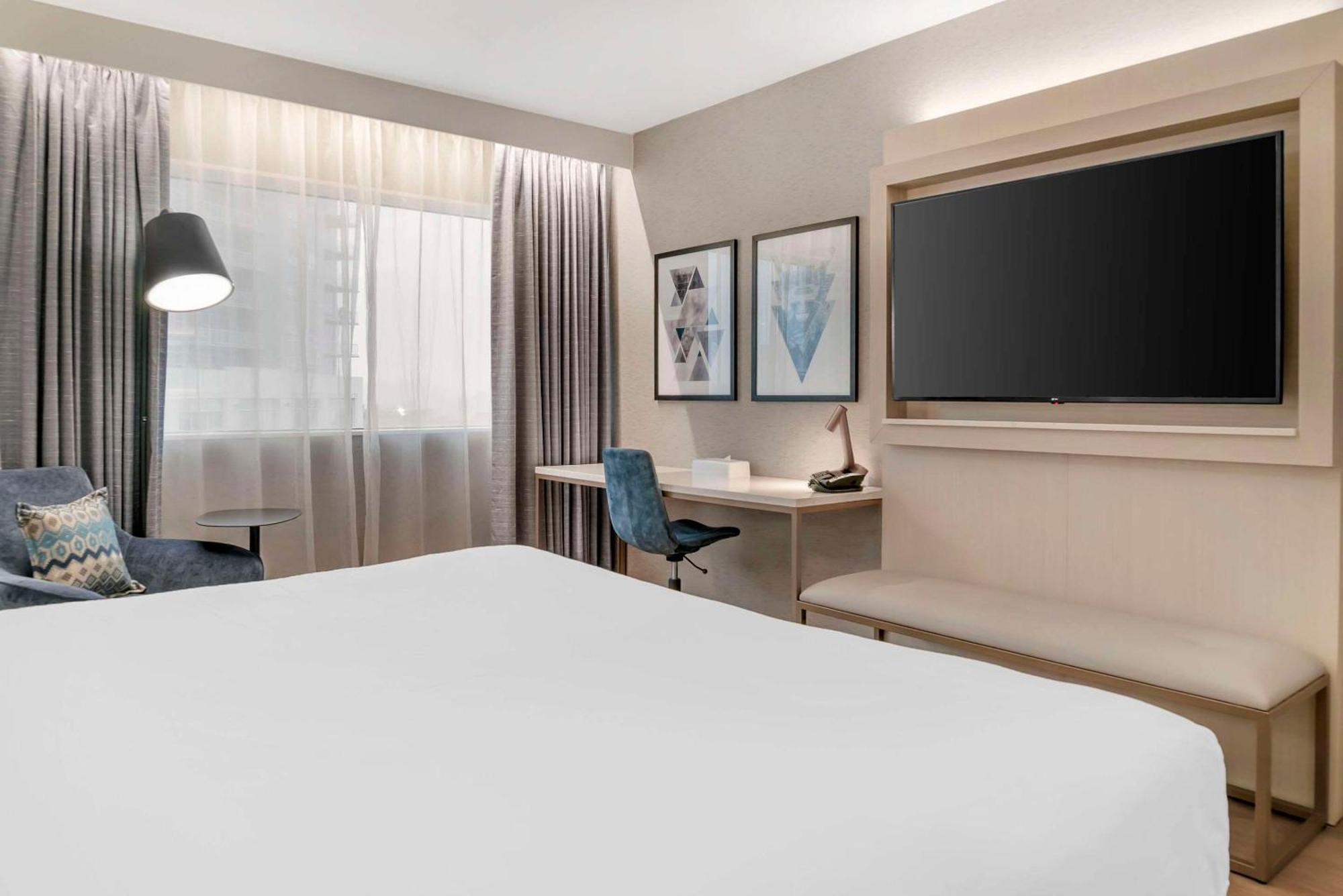 Radisson Plaza Hotel And Suites Kalamazoo Exterior foto