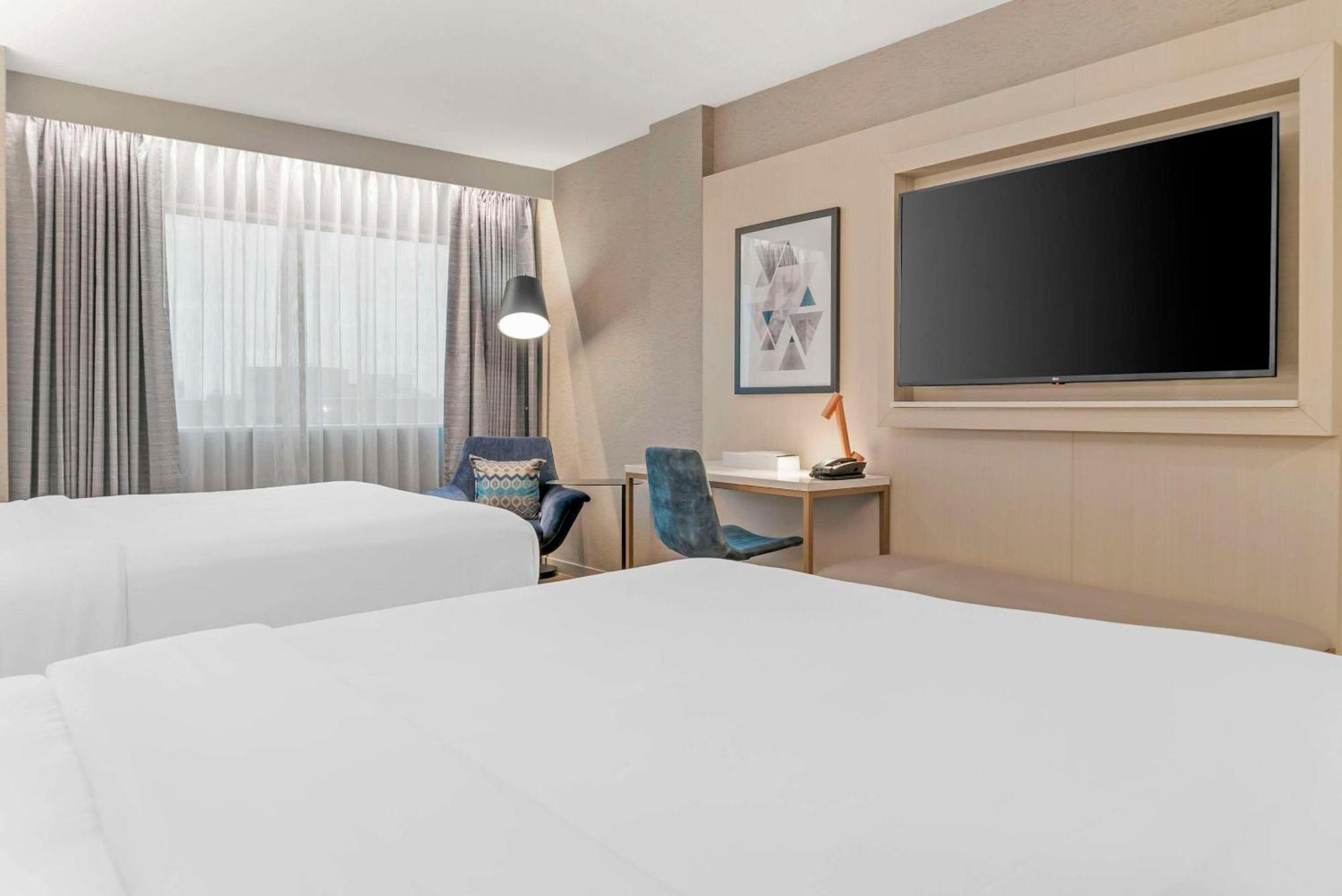 Radisson Plaza Hotel And Suites Kalamazoo Exterior foto